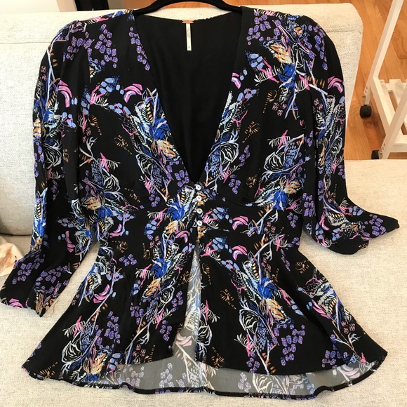 Free People Two-Pierce set - Picture 2 of 8